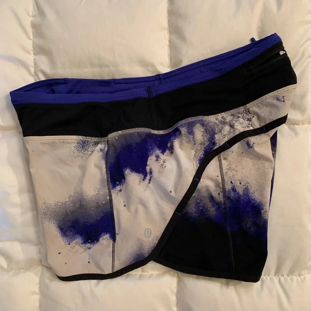 Lululemon Turbo Run Short 6 Milky Way Multi Print / Pigment Blue / Black Active